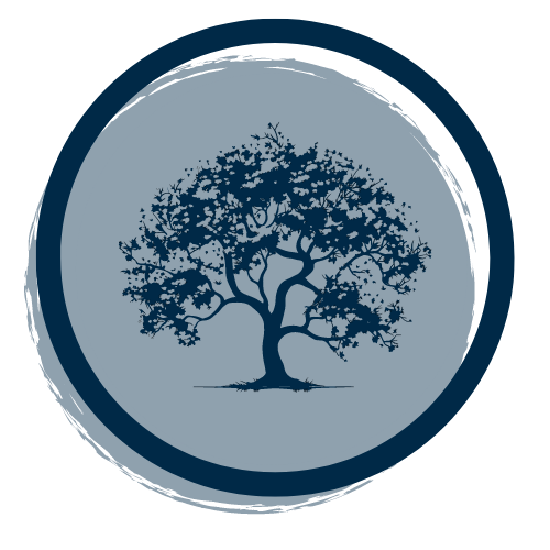 image of a large tree representing courtyard amenities at South Knoxville Senior living 